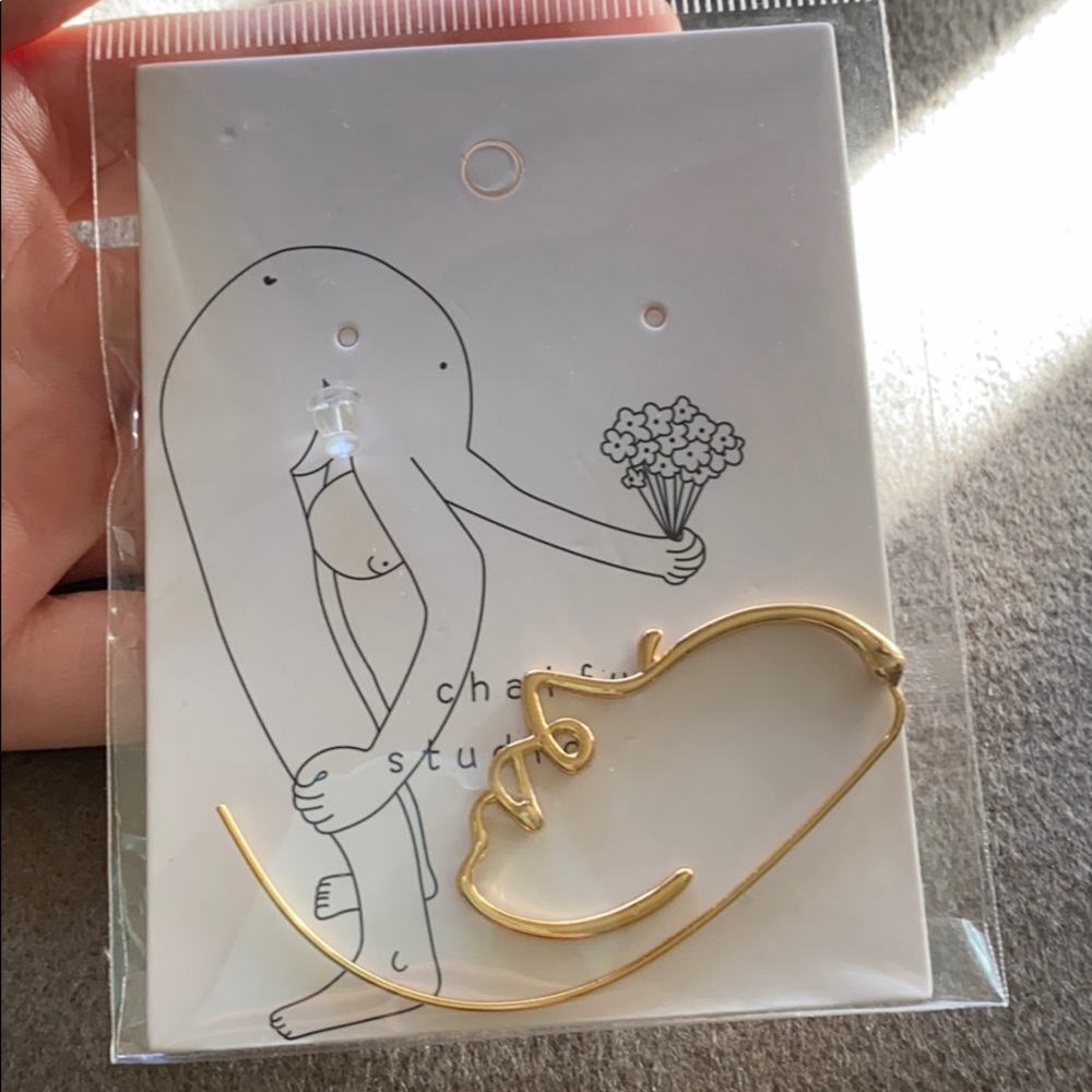 Human face earings